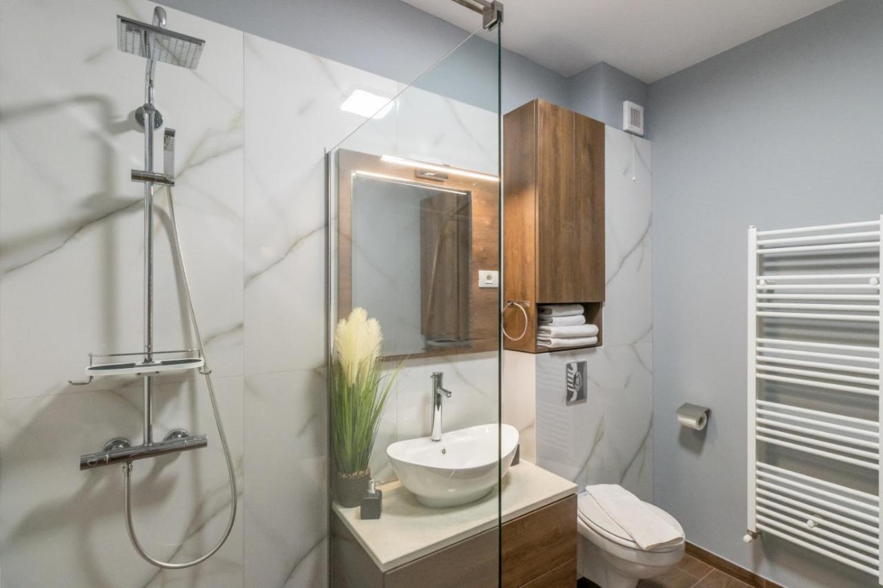 Modern Downtown Apartment Kolozsvár Kültér fotó